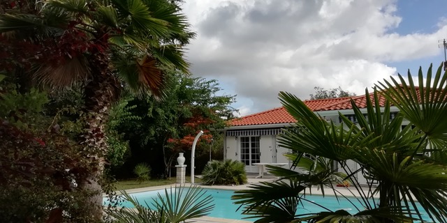 LEOGNAN Maison de plain-pied 5 pièces–113 m² 449 800 €